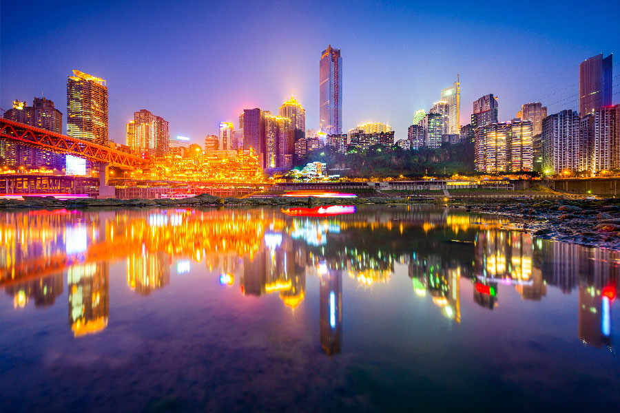 China moderna, vista nocturna de la gran ciudad